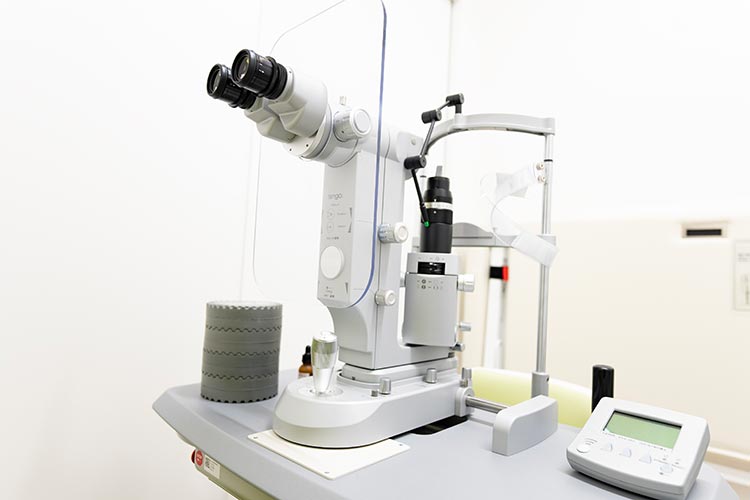 QスイッチYAGレーザー